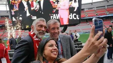 马尔蒂尼家族178天后重返意甲赛场首发亮相