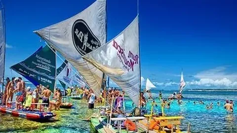 拜仁角球战术奏效，于帕梅卡诺头球破门成焦点